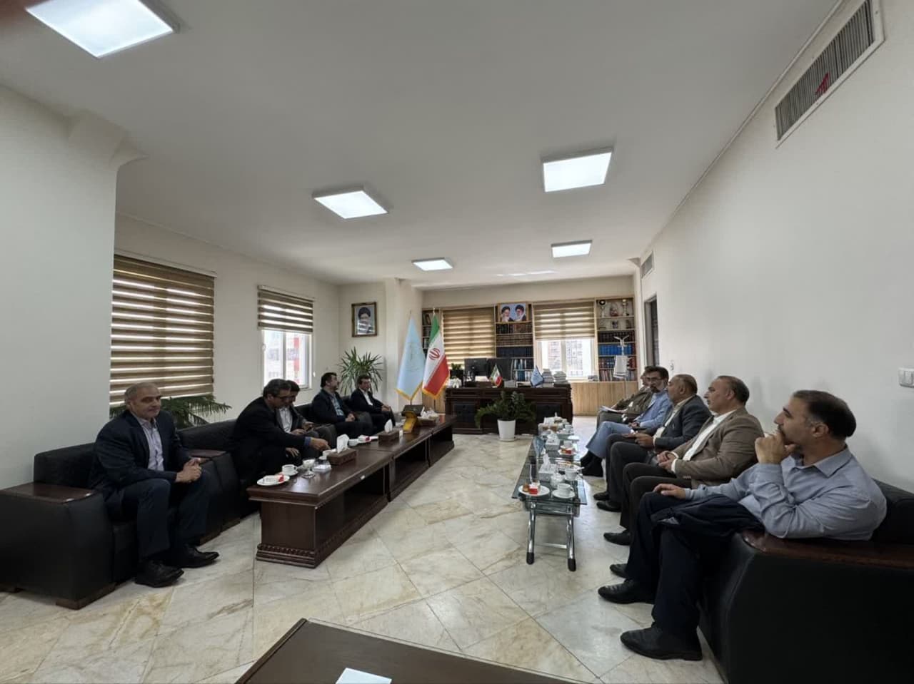 حقوق دانان
